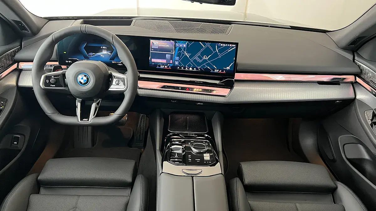 Bild 18 - BMW i5 eDrive40