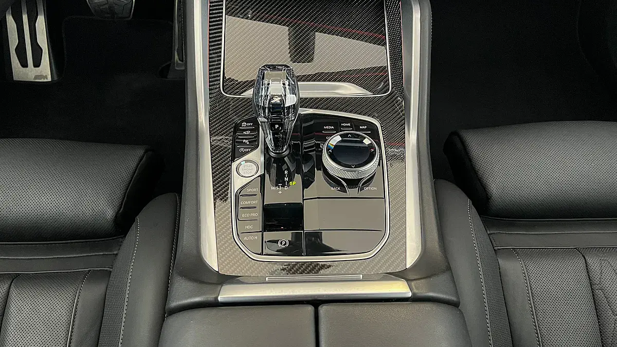 Bild 11 - BMW X6 M50i