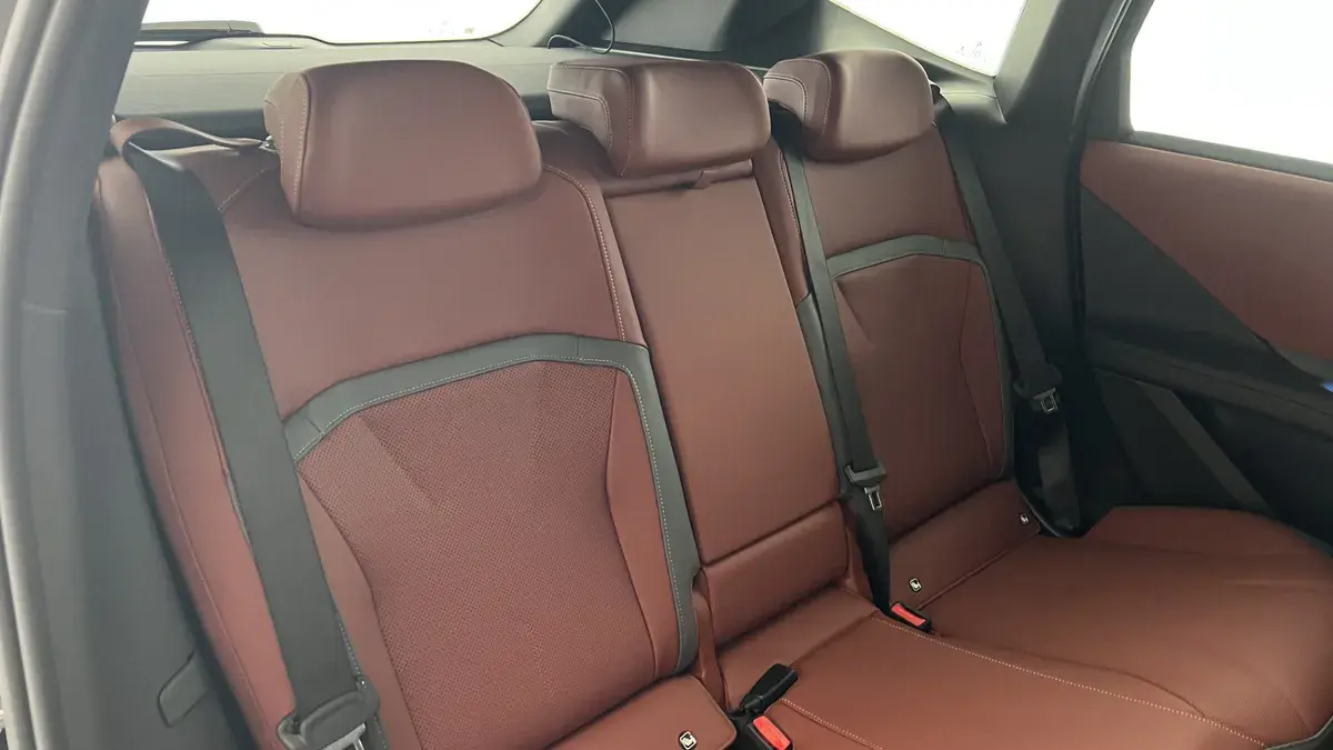 Bild 6 - BMW iX3 50 xDrive