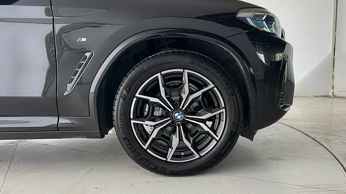 Bild 8 - BMW X4 xDrive20d