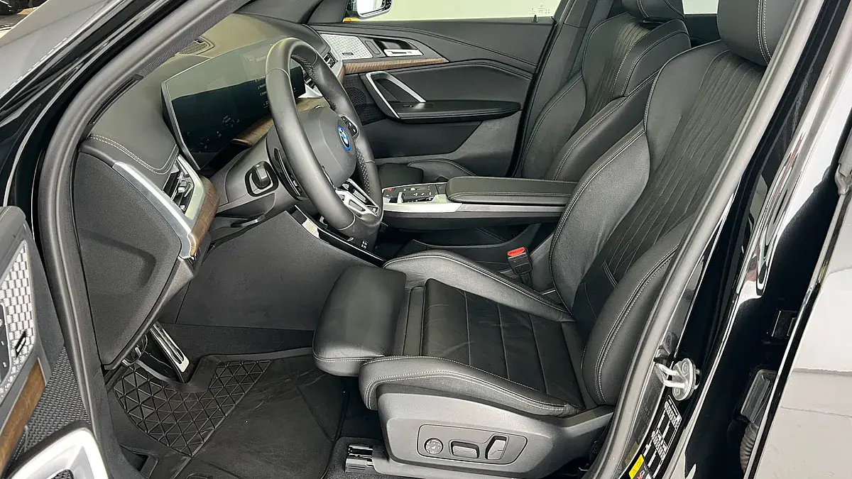 Bild 10 - BMW iX1 xDrive30
