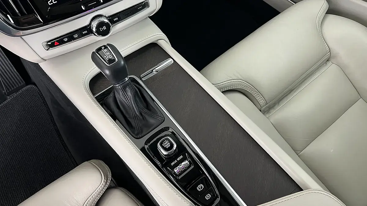 Bild 13 - Volvo V90 Cross Country Pro D4 AWD Geartronic
