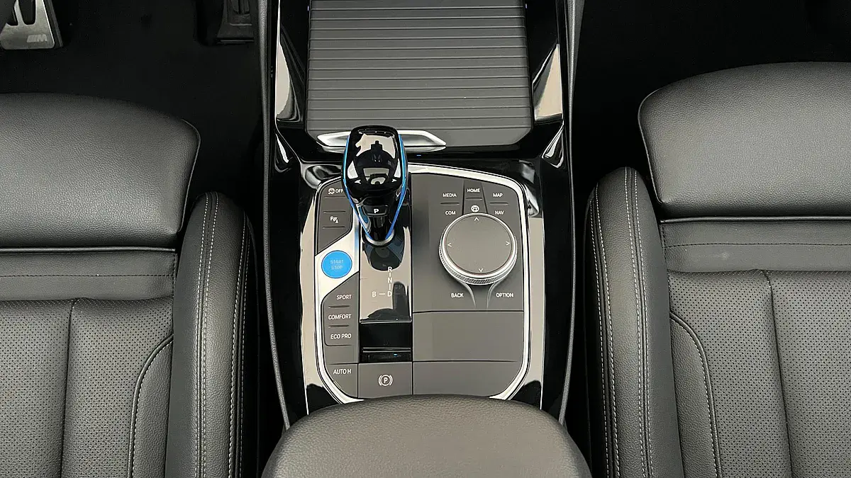 Bild 12 - BMW iX3 M