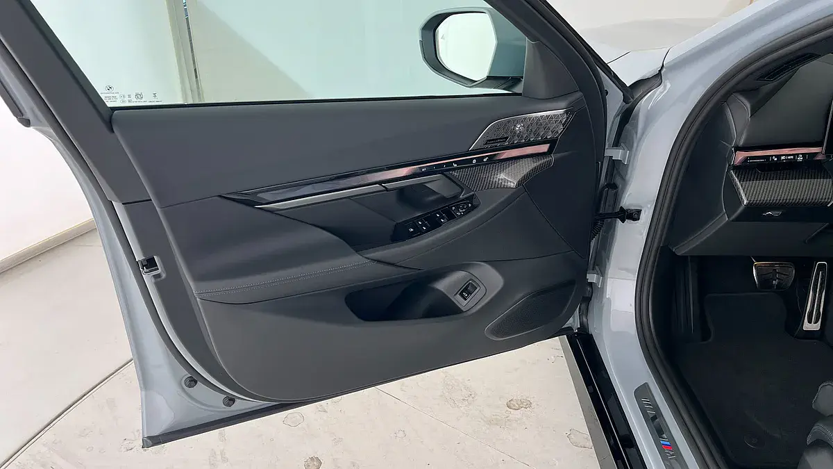 Bild 10 - BMW i5 xDrive40