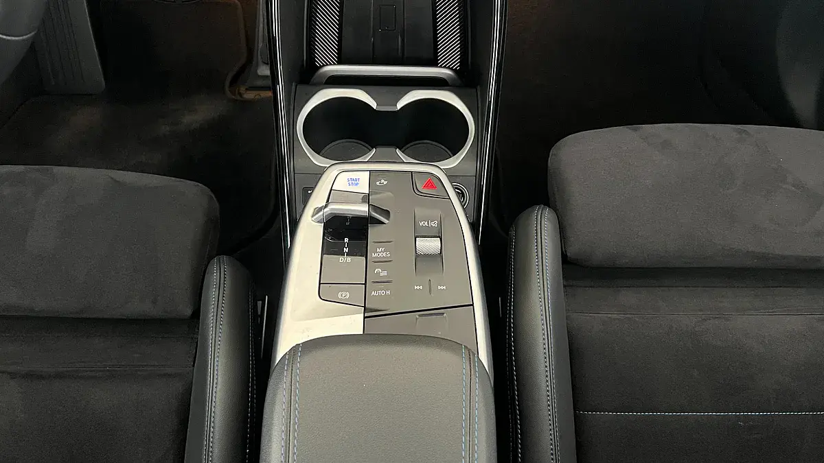 Bild 10 - BMW iX1 xDrive30