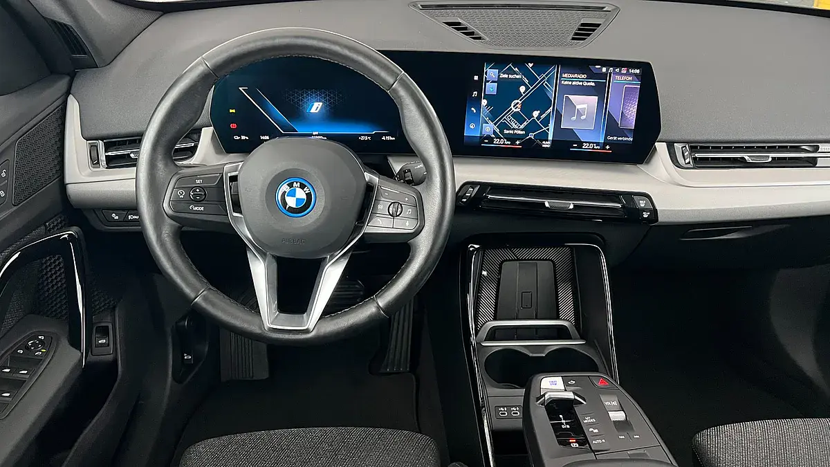 Bild 12 - BMW iX1 xDrive30