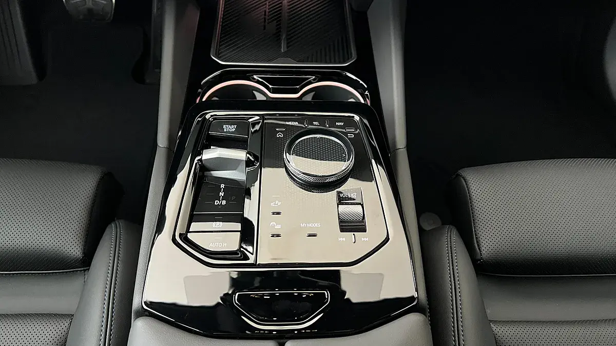 Bild 20 - BMW i5 eDrive40