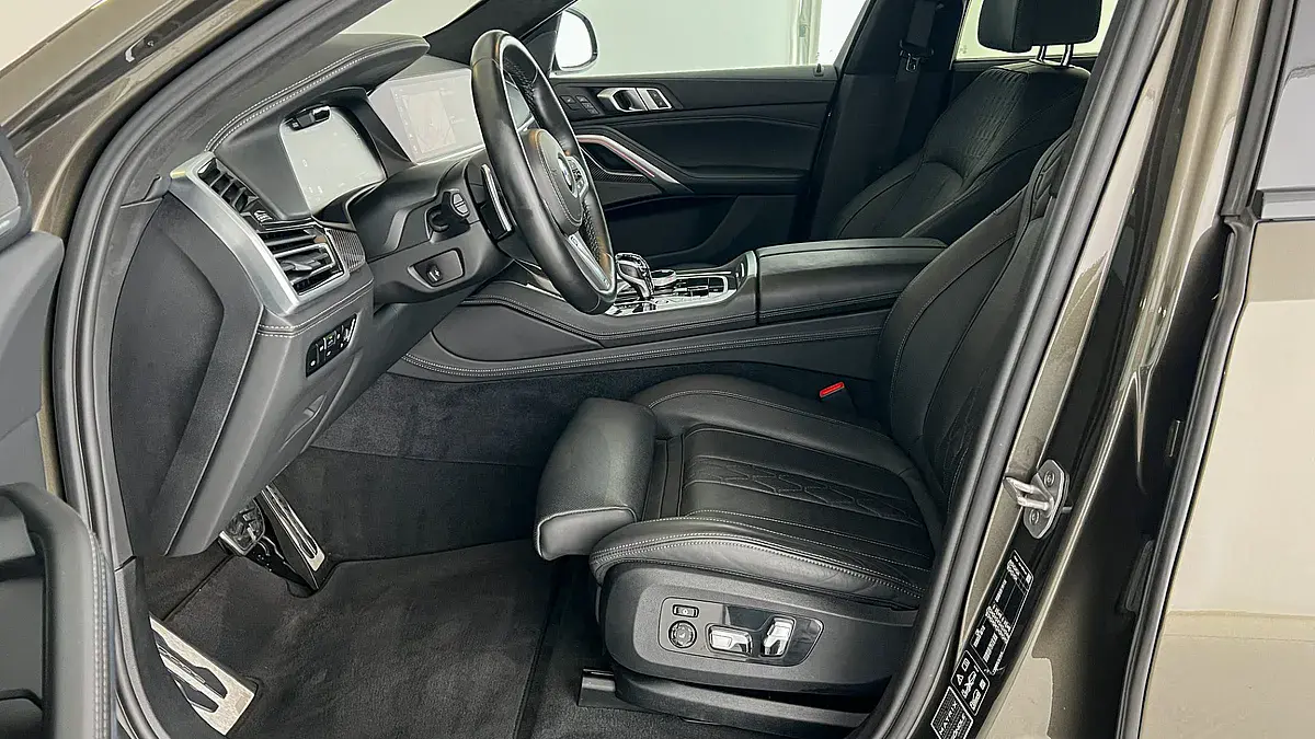 Bild 13 - BMW X6 M50i