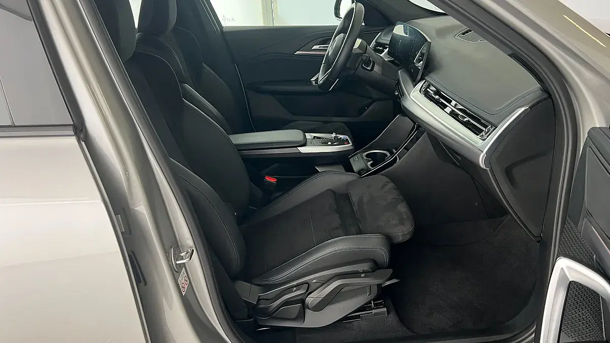 Bild 6 - BMW iX1 xDrive30
