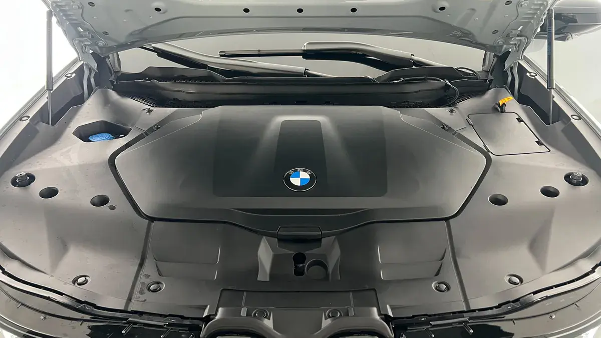 Bild 21 - BMW iX3 50 xDrive