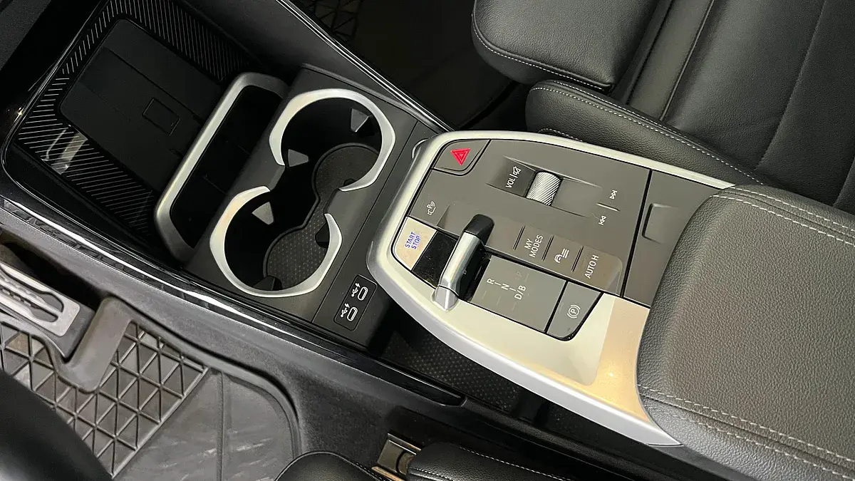 Bild 11 - BMW iX1 xDrive30