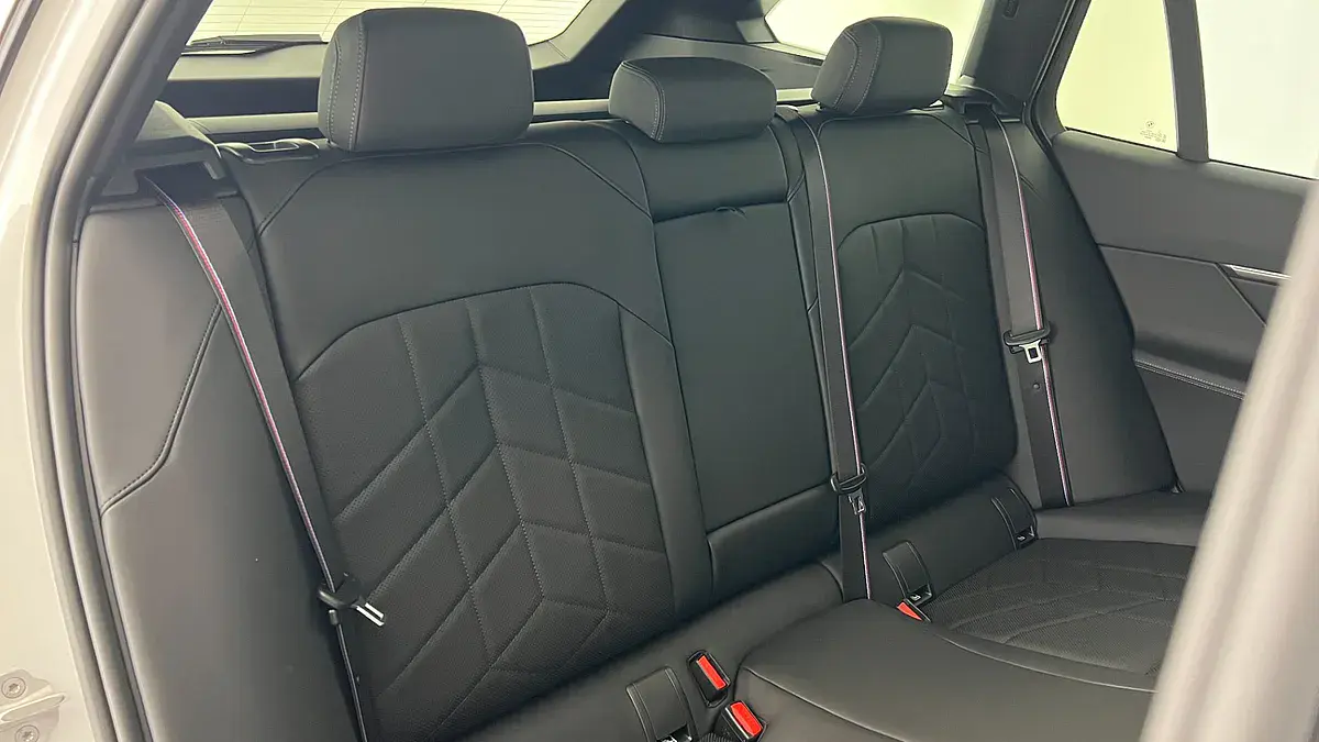 Bild 6 - BMW i5 xDrive40
