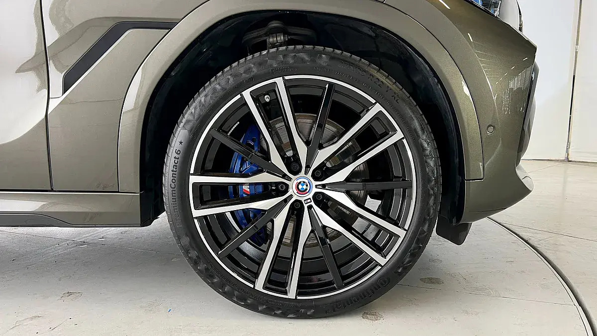 Bild 7 - BMW X6 M50i