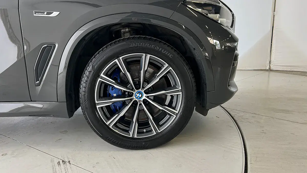 Bild 9 - BMW X5 xDrive45e