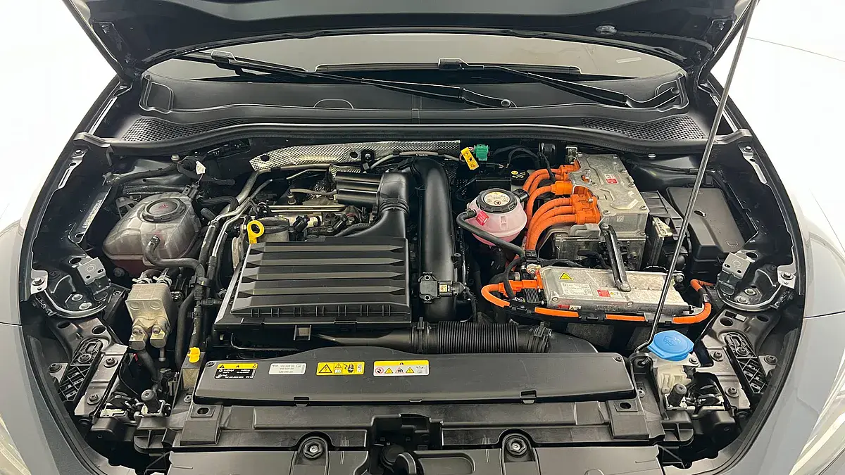 Bild 17 - Cupra Leon SP Kombi VZ 1,4 TSI eHybrid 245 DSG