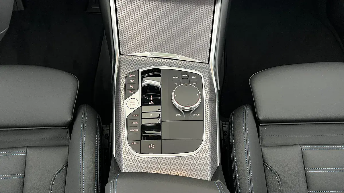 Bild 12 - BMW 330e xDrive