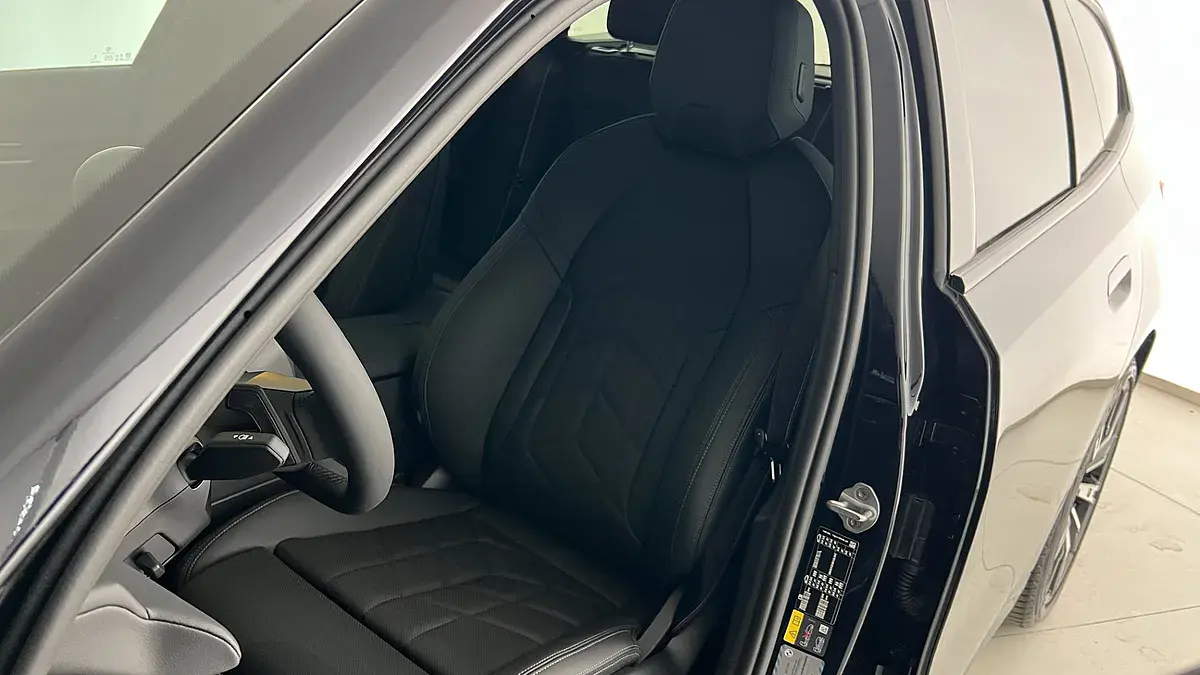 Bild 18 - BMW i5 xDrive40