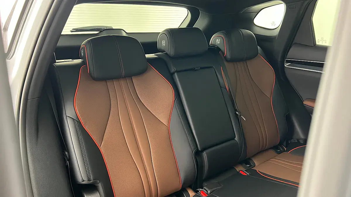 Bild 6 - BYD Seal U DM-i PHEV AWD Design Österreich Pak