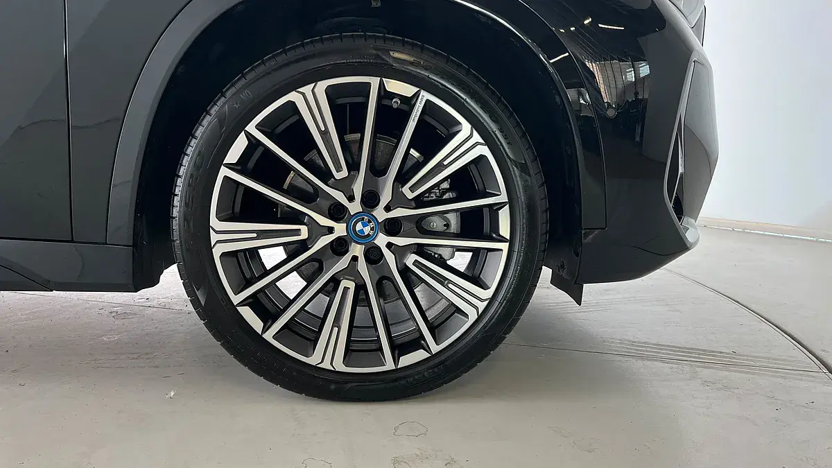 Bild 15 - BMW iX1 xDrive30