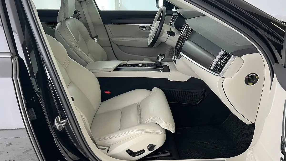 Bild 5 - Volvo V90 Cross Country Pro D4 AWD Geartronic