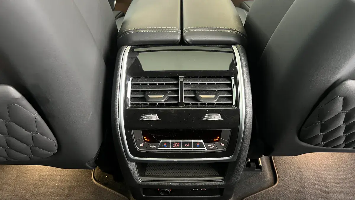 Bild 11 - BMW X7 xDrive40d