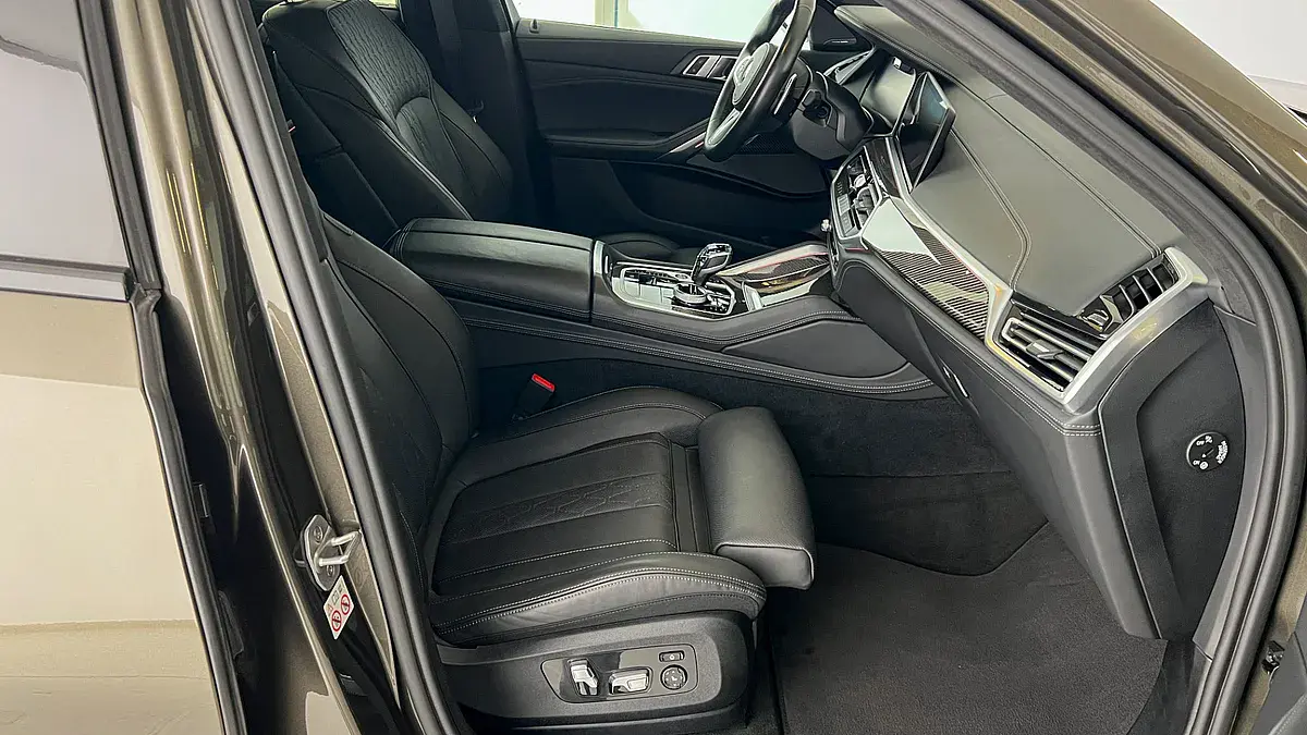 Bild 5 - BMW X6 M50i