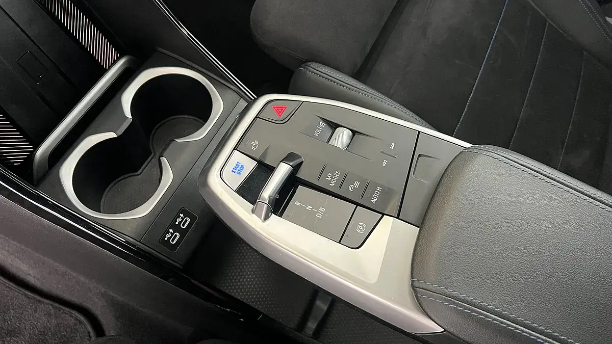 Bild 16 - BMW iX1 xDrive30