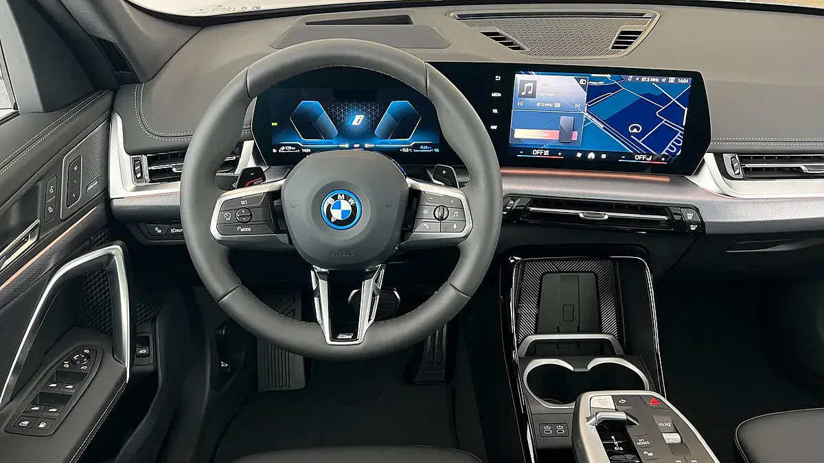 Bild 13 - BMW X1 xDrive30e