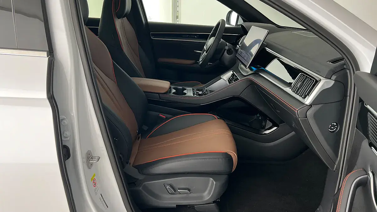 Bild 5 - BYD Seal U DM-i PHEV AWD Design Österreich Pak