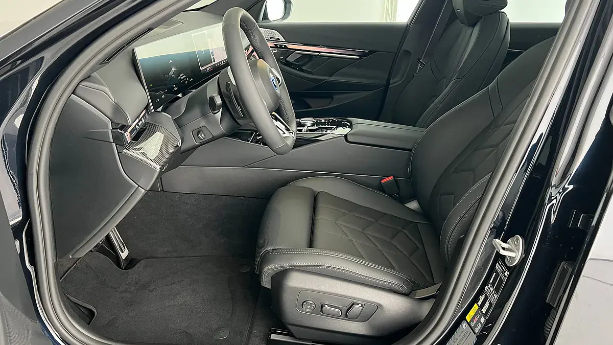 Bild 14 - BMW i5 xDrive40