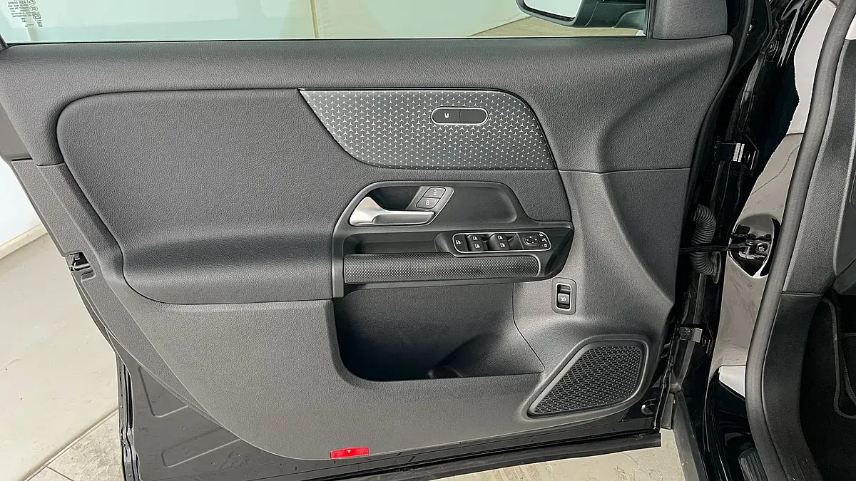 Bild 14 - Mercedes GLA 200d 4MATIC Ö-Edition