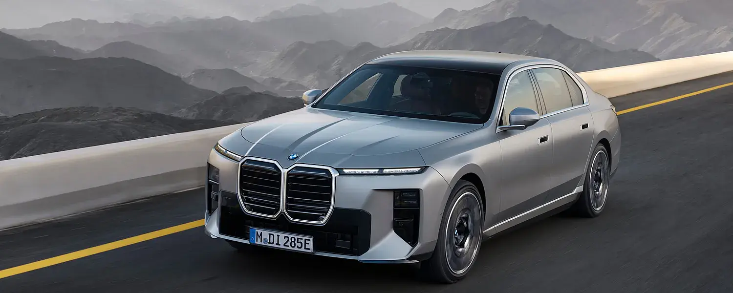 BMW i7