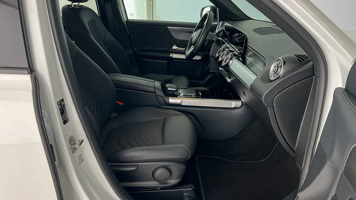 Bild 5 - Mercedes GLB 200d 4MATIC