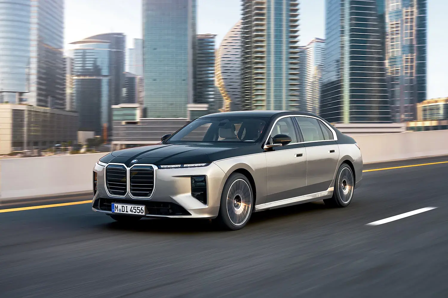 BMW 740