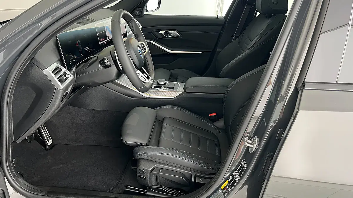 Bild 14 - BMW 330e xDrive