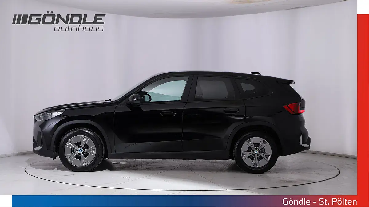 Bild 3 - BMW iX1 xDrive30