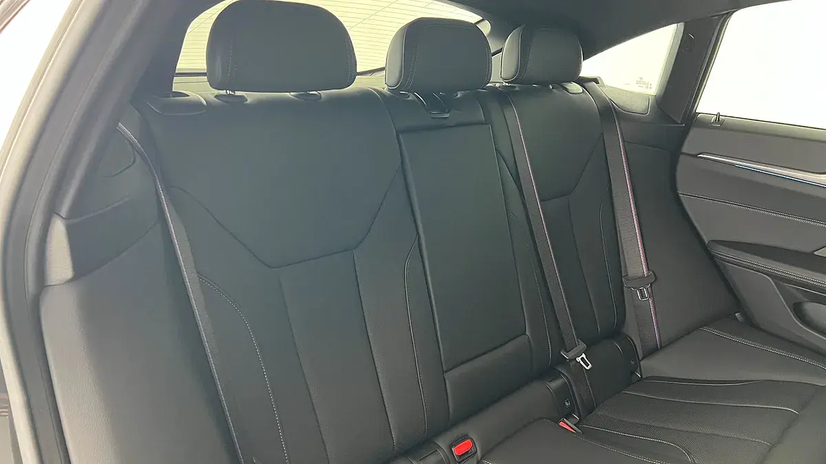 Bild 6 - BMW i4 Gran Coupe xDrive40