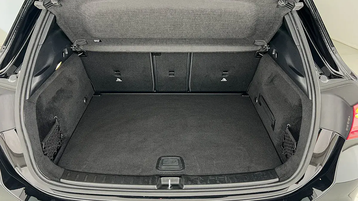 Bild 8 - Mercedes GLA 200d 4MATIC Ö-Edition