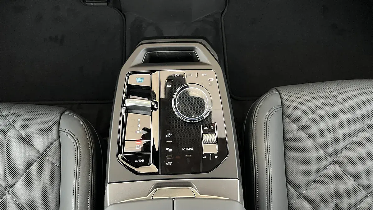 Bild 12 - BMW iX xDrive60