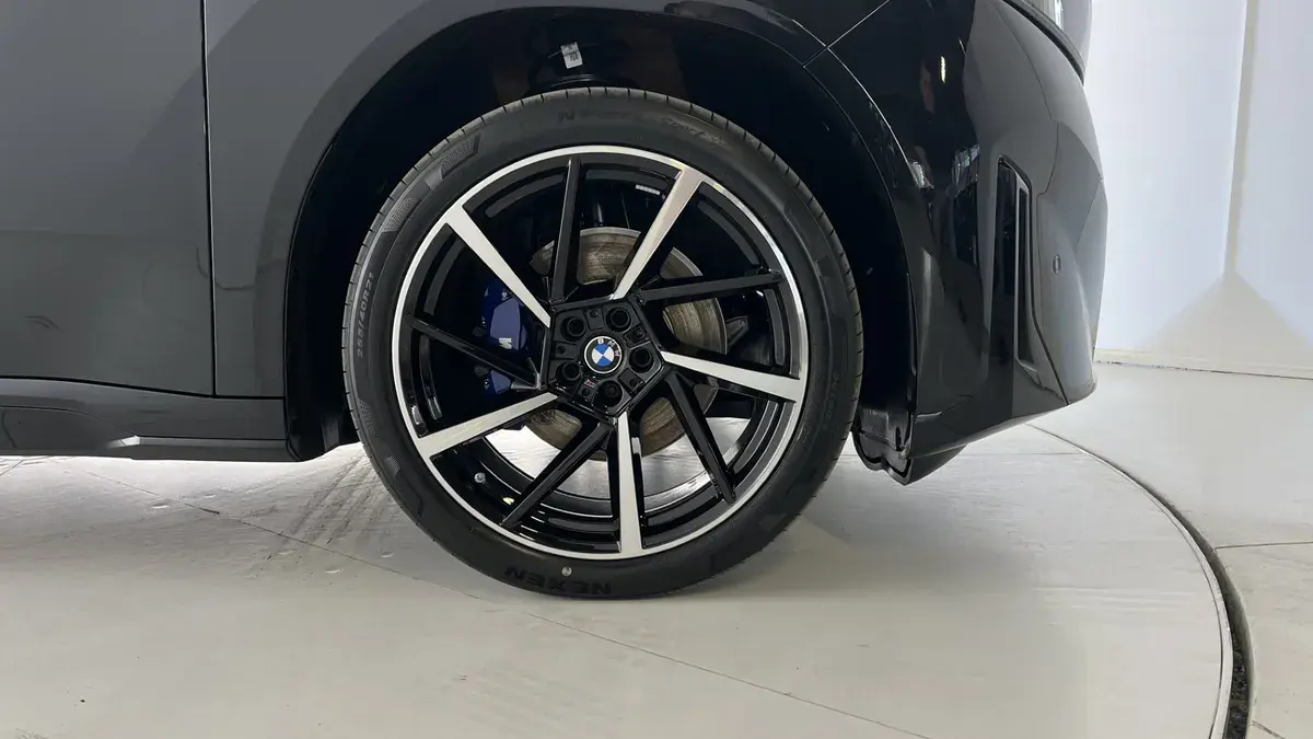 Bild 16 - BMW iX3 50 xDrive