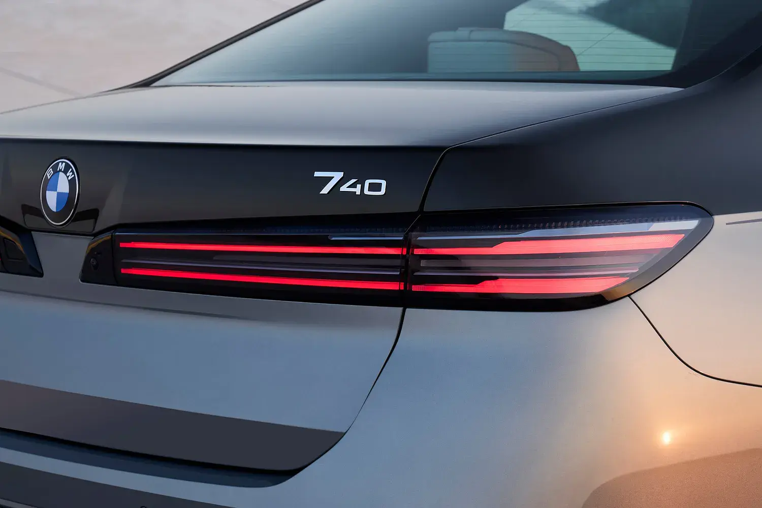 BMW 740