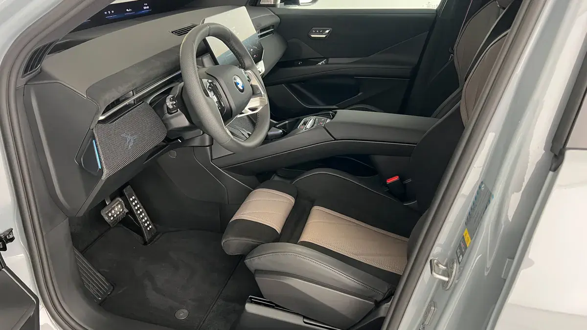 Bild 15 - BMW iX3 50 xDrive