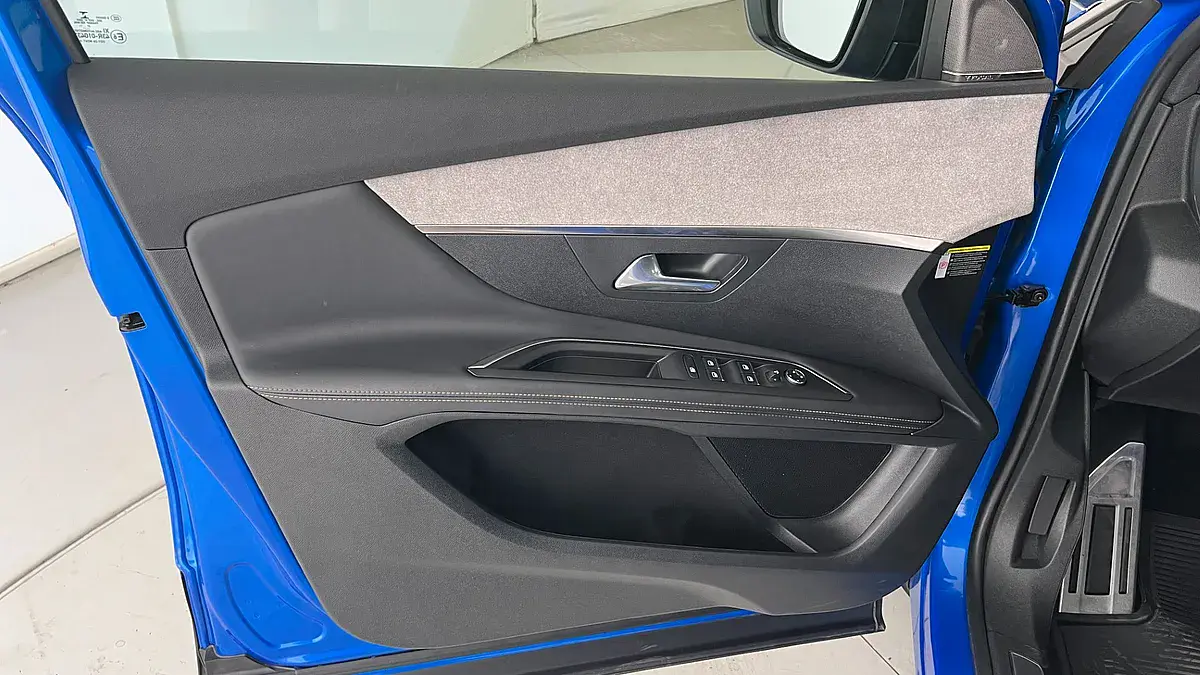 Bild 14 - Peugeot 3008 Hybrid 300 e-EAT8 GT
