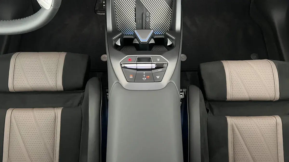 Bild 11 - BMW iX3 50 xDrive