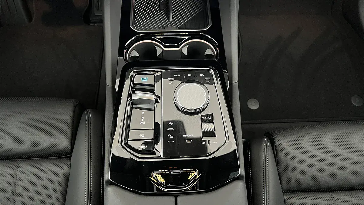 Bild 12 - BMW i5 xDrive40