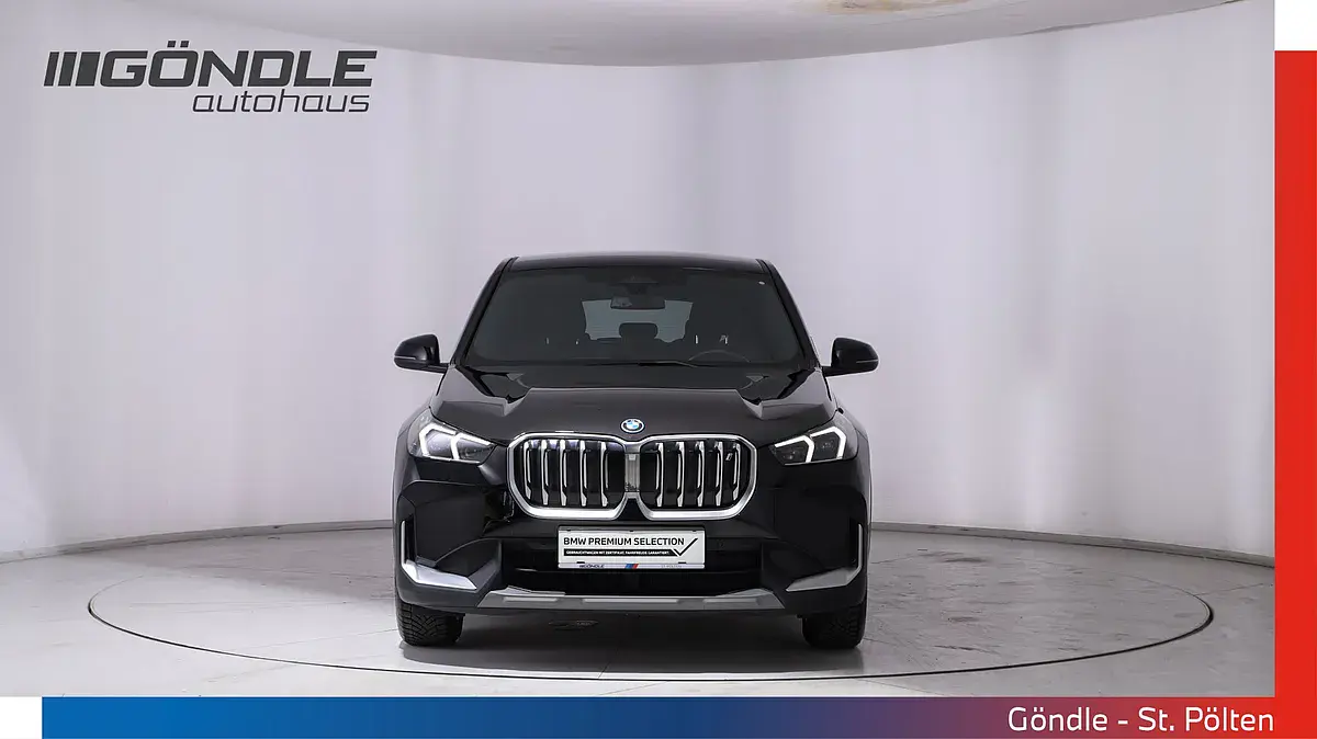 Bild 2 - BMW iX1 xDrive30