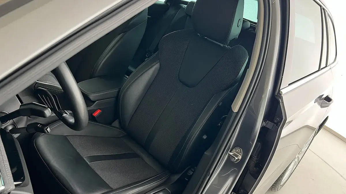 Bild 16 - Skoda Octavia Combi 2,0 TDI Style DSG