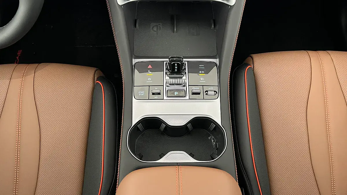 Bild 10 - BYD Seal U DM-i PHEV AWD Design Österreich Pak