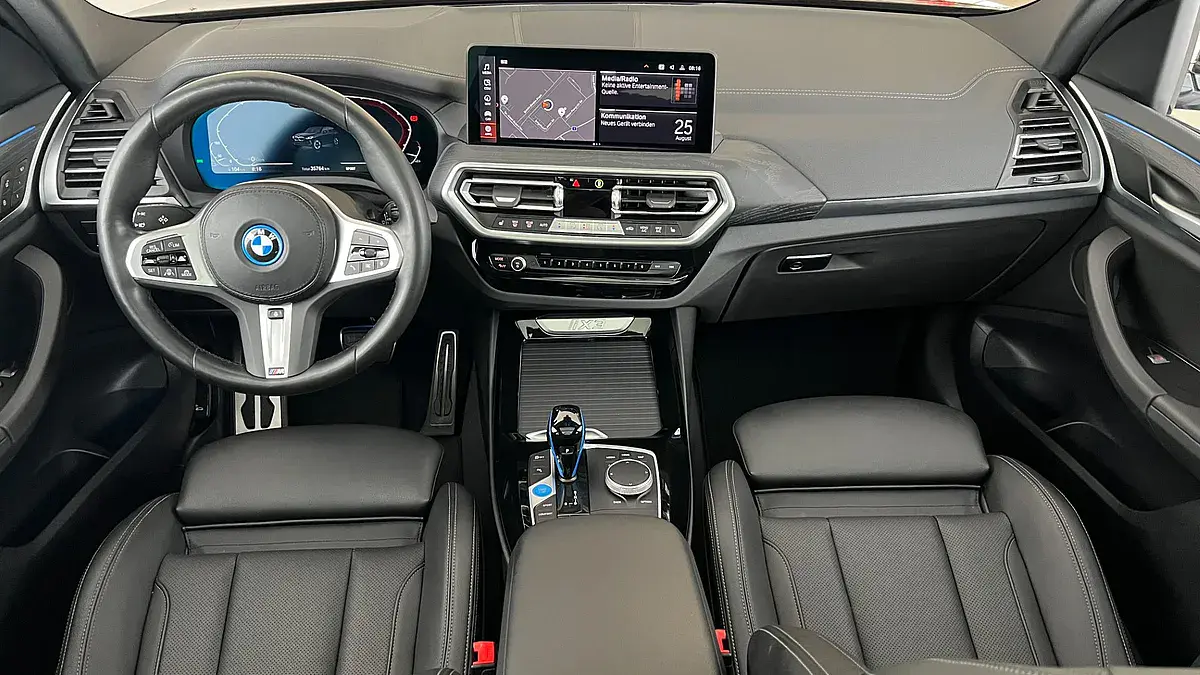 Bild 11 - BMW iX3 M