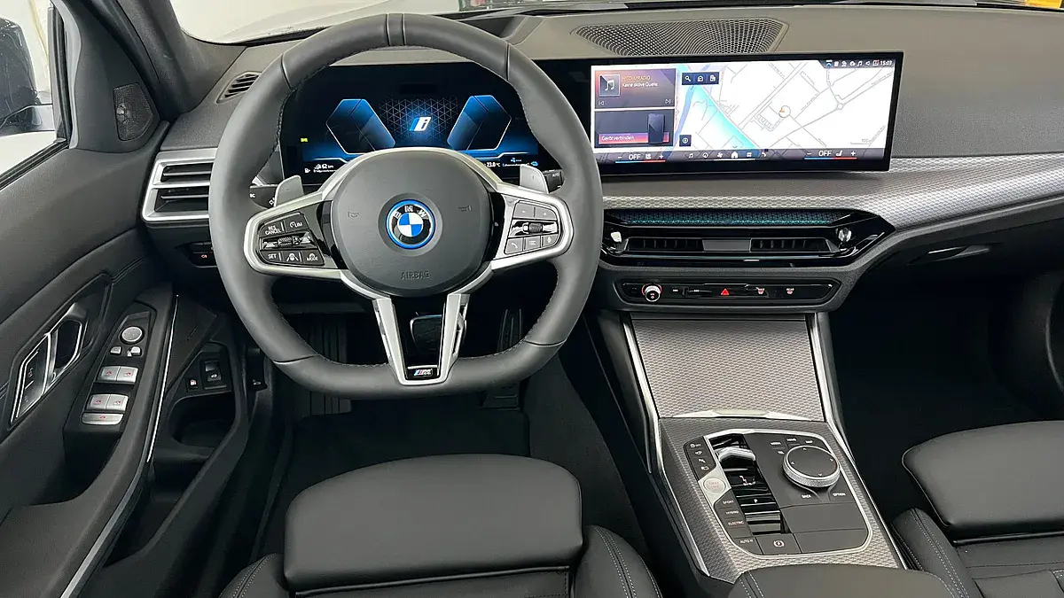 Bild 13 - BMW 330e xDrive